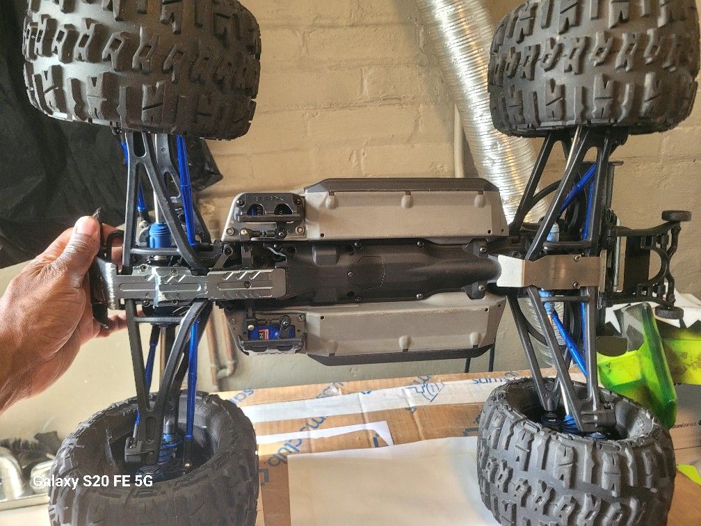 Traxxas Erevo 6s 