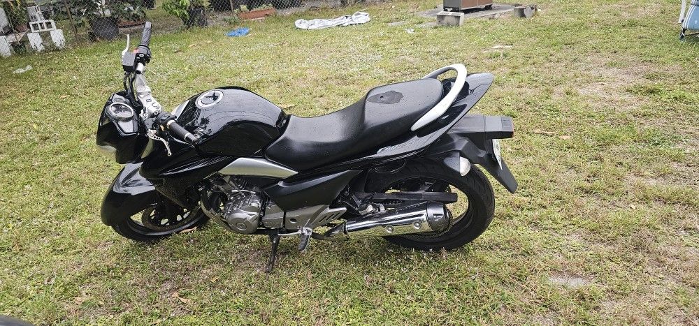 Suzuki Gw 250