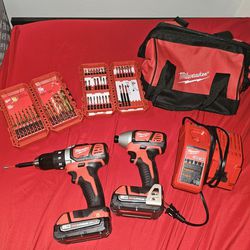 MILWAUKEE DRILL/DRIVER AND COMPACT KIT