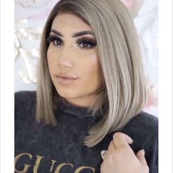 Andreita • Short Front Wig / No Lace / in Box / Good Quality/ This wig is high quality synthetic and heat resistant up to 350 degrees.