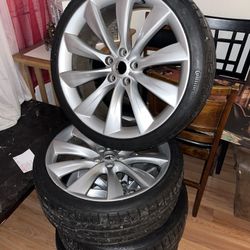 Tesla 21”wheels