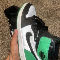 Jordan 1 Size 9 