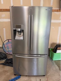 Free Refrigerator - does not work