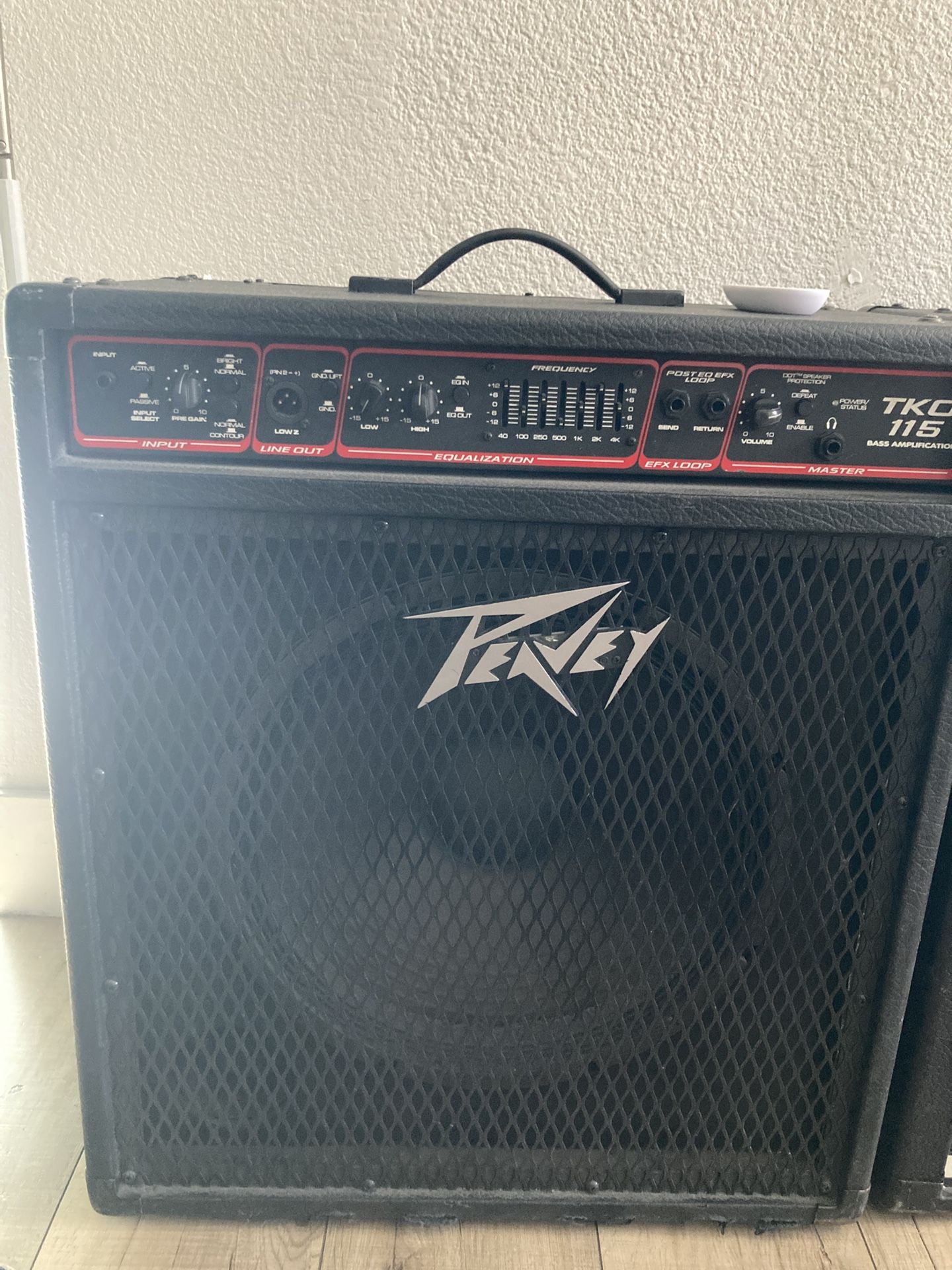 Peavey TKO-115 Bass Amp ( USA MADE)