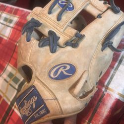 Rawlings Glove