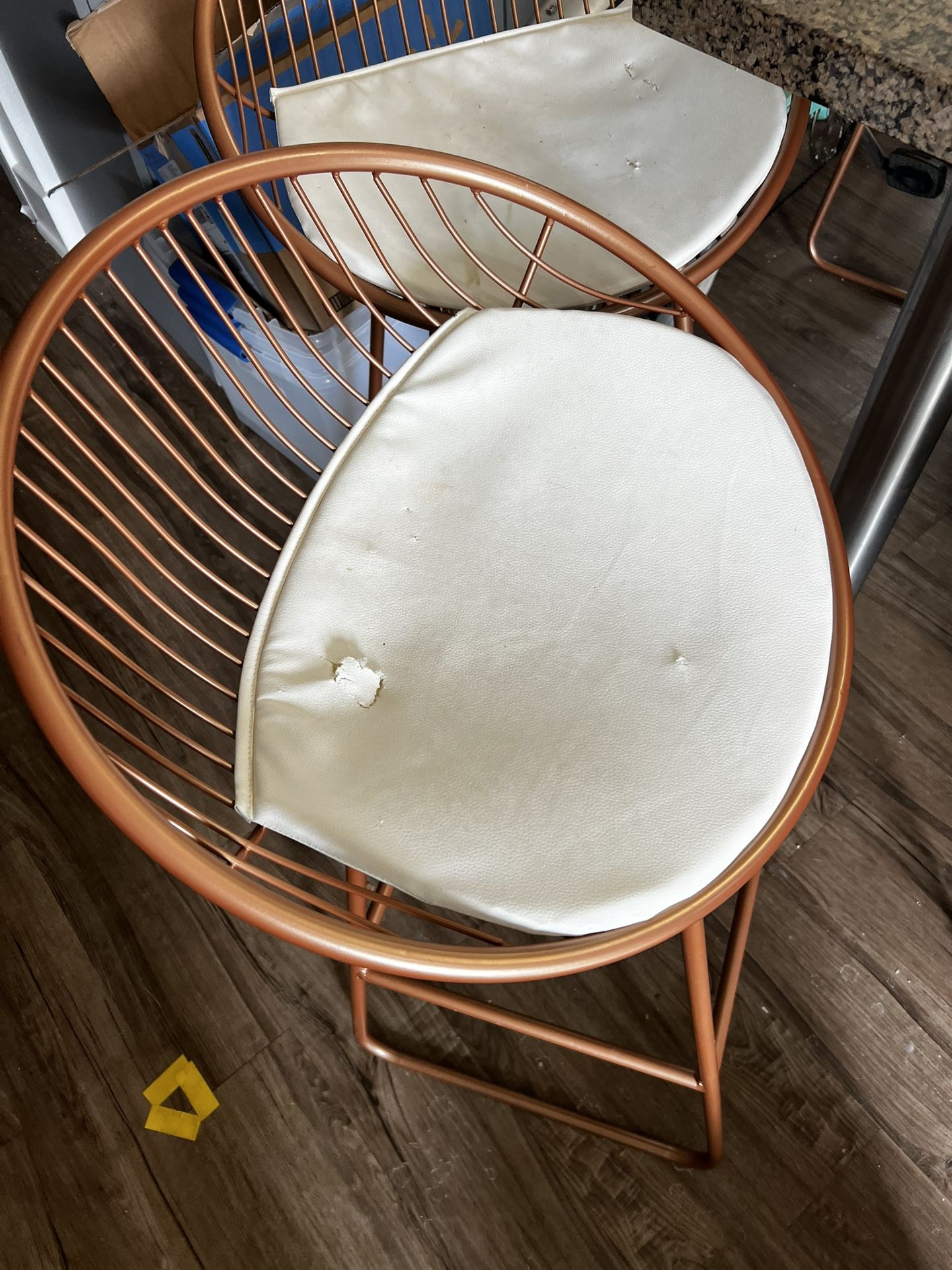 4 Bar Stool Chairs For $50