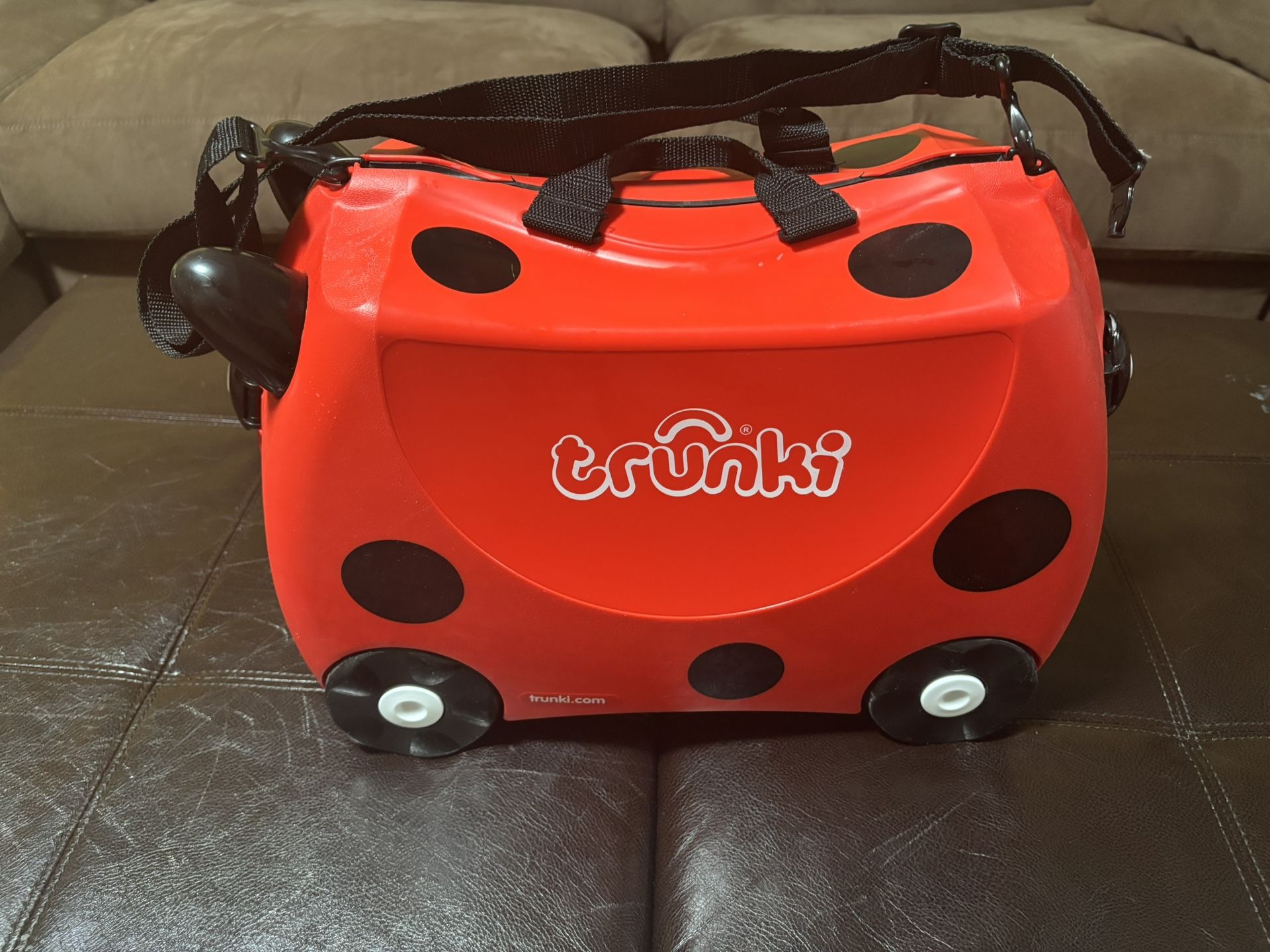 Trunki- Kids Rolling Suitcase
