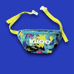 NWOT Igloo Seaside Fanny Pack Cooler