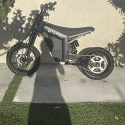 Tuttio Soliel 01 All Black 