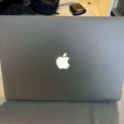 2014 Retina 15-inch MacBook Pro Core I7 16GB RAM 128GB SSD macOS Big Sur