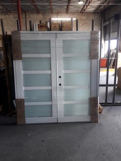 Puertas nuevas de impacto