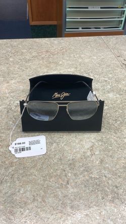 Maui Jims MJ0605S-001 “Sharks Cover” titanium frames 70516087