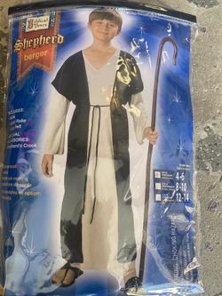 Boys costume size 4-6