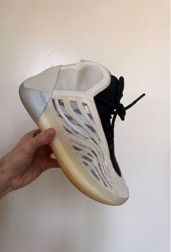 Adidas Yeezy QNTM Mist Slate