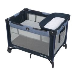 Graco pack & play Blue With Bassinet And Changing Table 