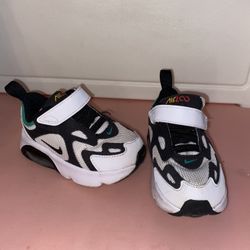 Toddler Nikes Size 6