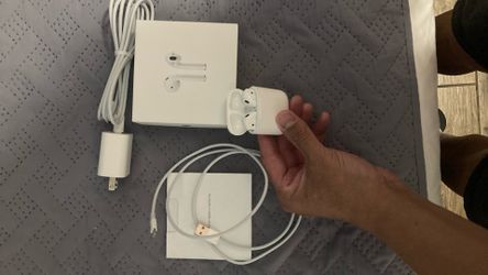 Air Pods / Ear Buds And Charger