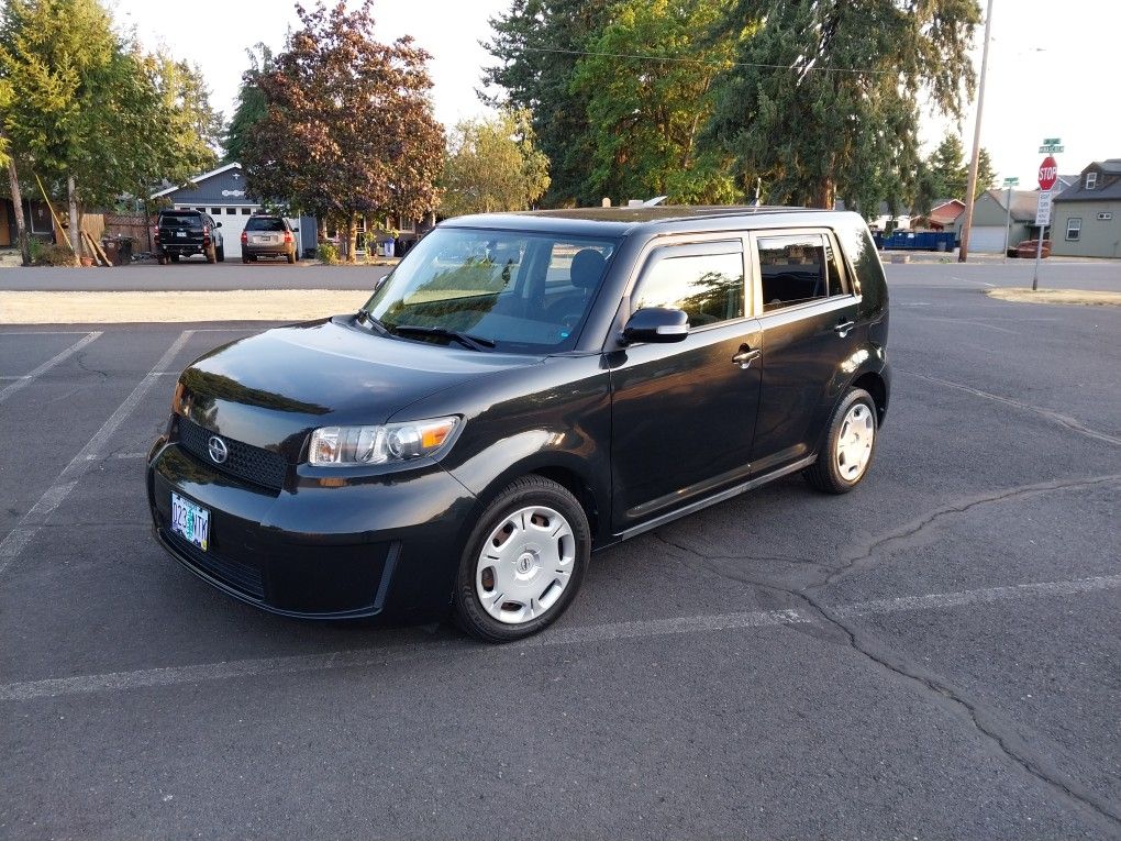 2009 Scion xB