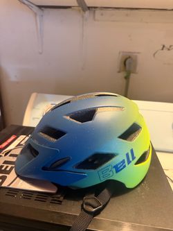 Bell tech series helmet