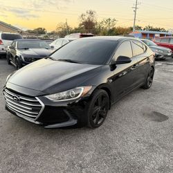 Hyundai Elantra 2018