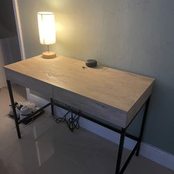 Brand new Desk for studying, gaming etc 