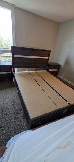 Full bed and mattress