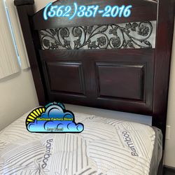 Twin wooden bed frame with mattress colchón single