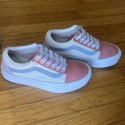 Woman’s Van Shoes 