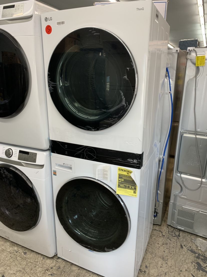 LG White Stacked 27” Washer And Dryer Gas With Steam High Efficiency