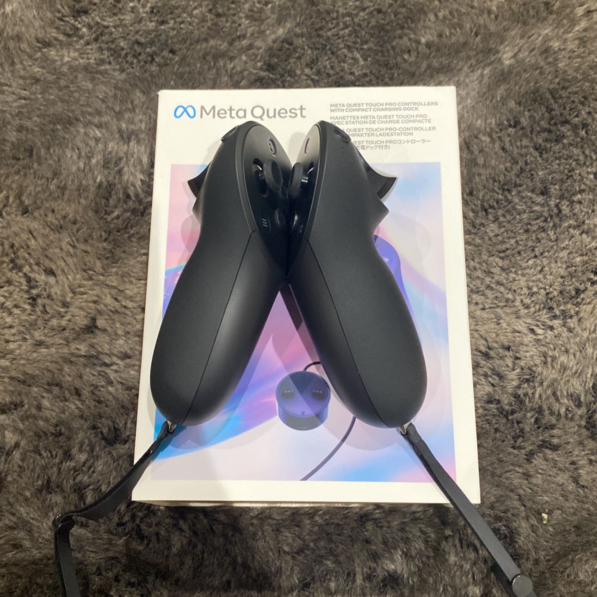 Oculus Quest Pro Controllers