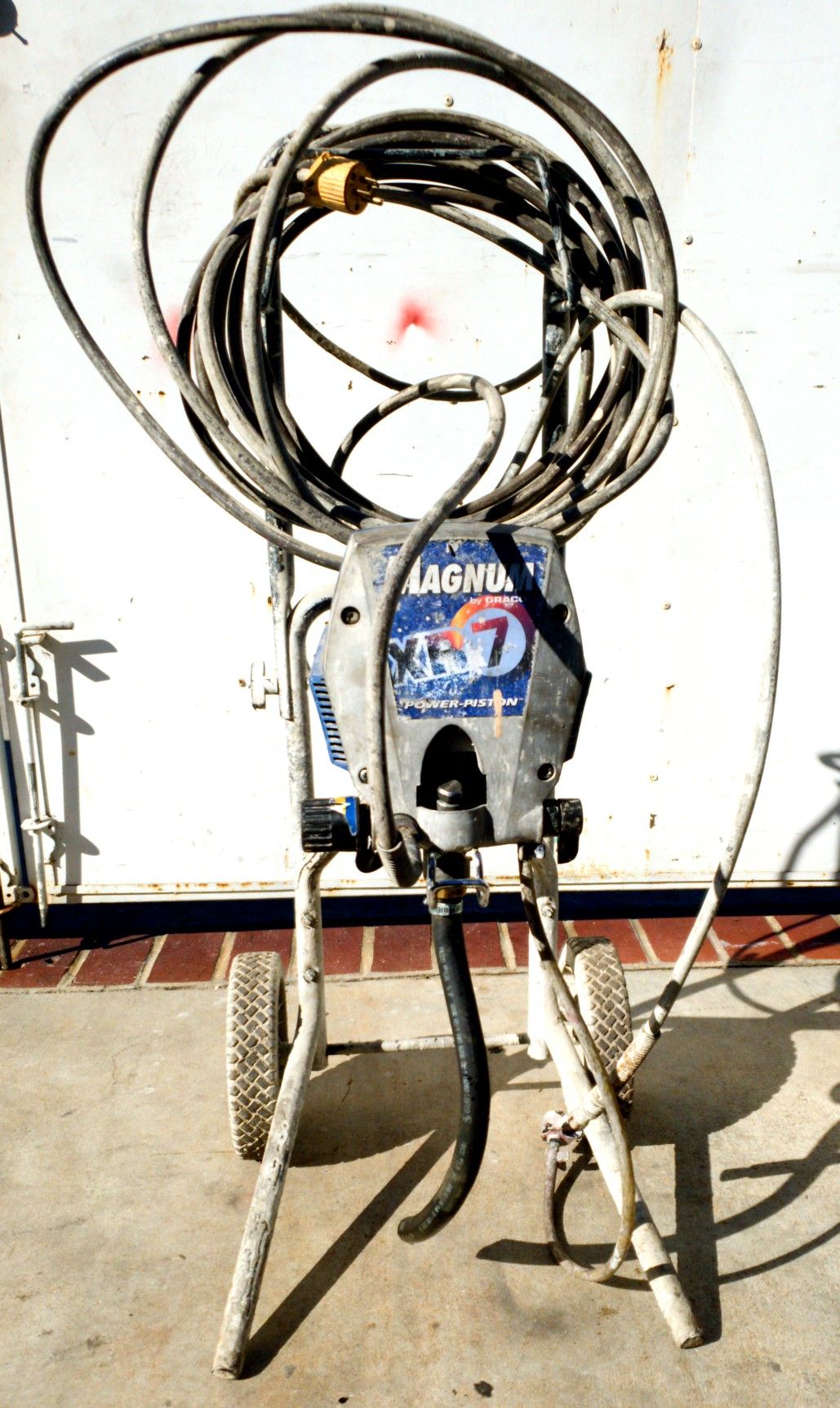 GRACO MAGNUM X7 Airless Paint Sprayer Heavy Duty NO GUN IT DOESN’T PICK