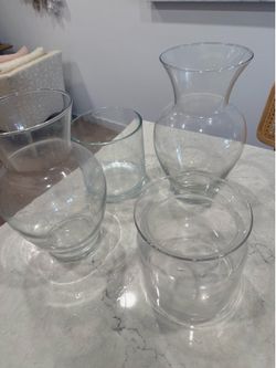 4 vases - various sizes
