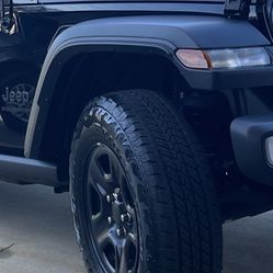 Stock Gladiator Rims and Tires