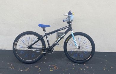 Blocks flyer (26 inch)
