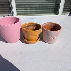 Small flower pots