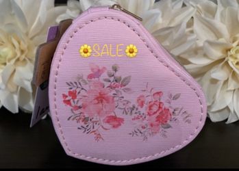 BEAUTIFUL JEWELRY ORGANIZER (NEW WITH TAG 🏷️)
