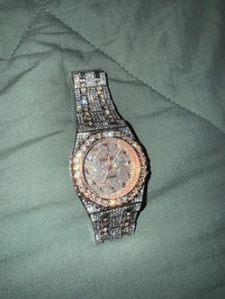 Ap diamond watch mos