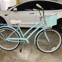 Huffy 26” Women’s Cruiser Bike w/ Basket