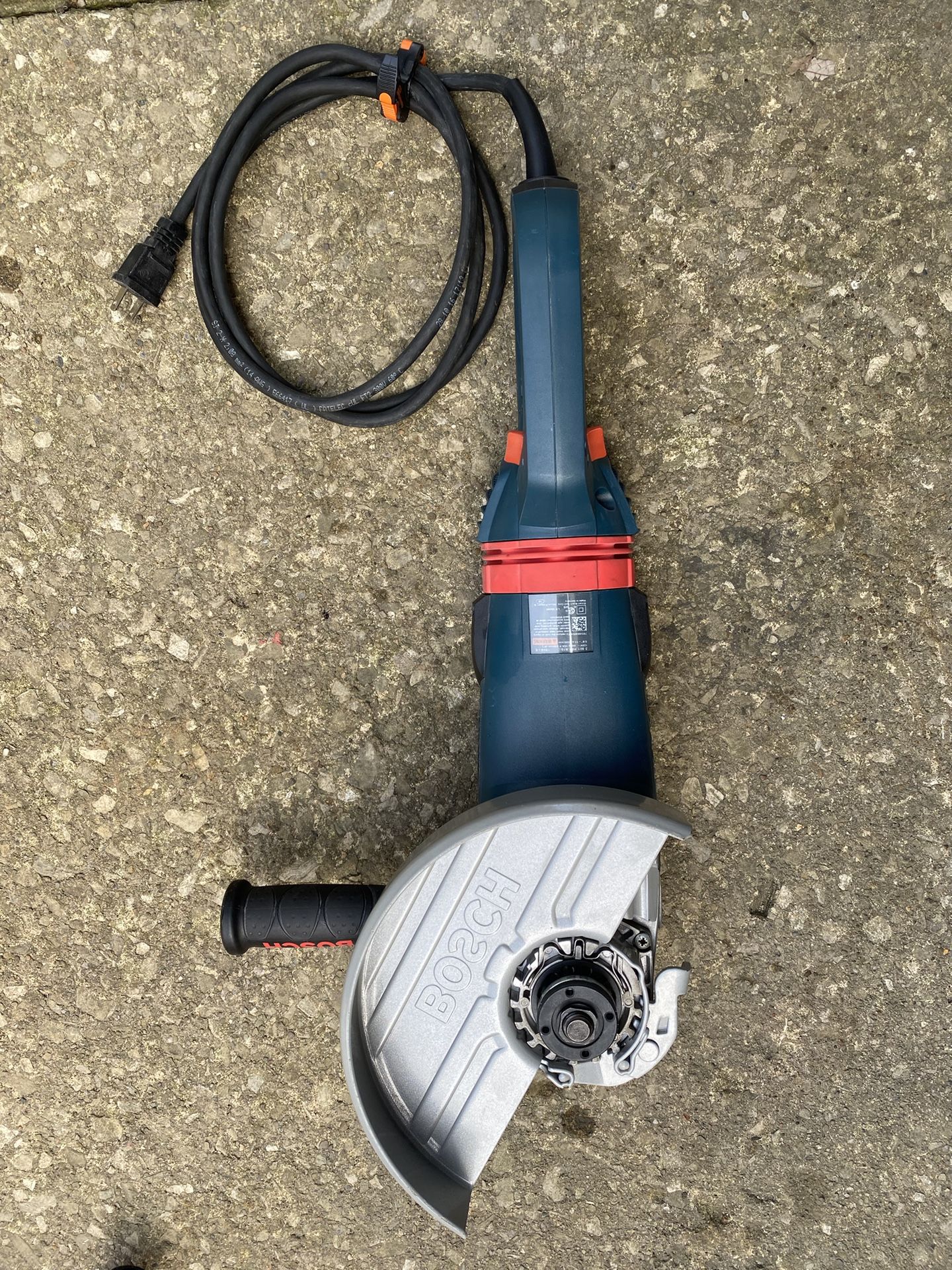 Bosch 9-in High Performance Angle Grinder w/ Lock-On Trigger, 15A, 120V Bosch 1994-6