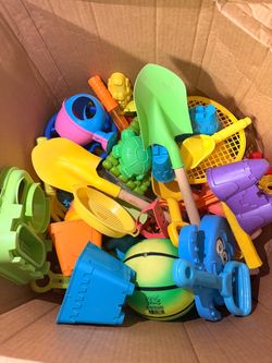 Large Beach & Sand Toys Bundle