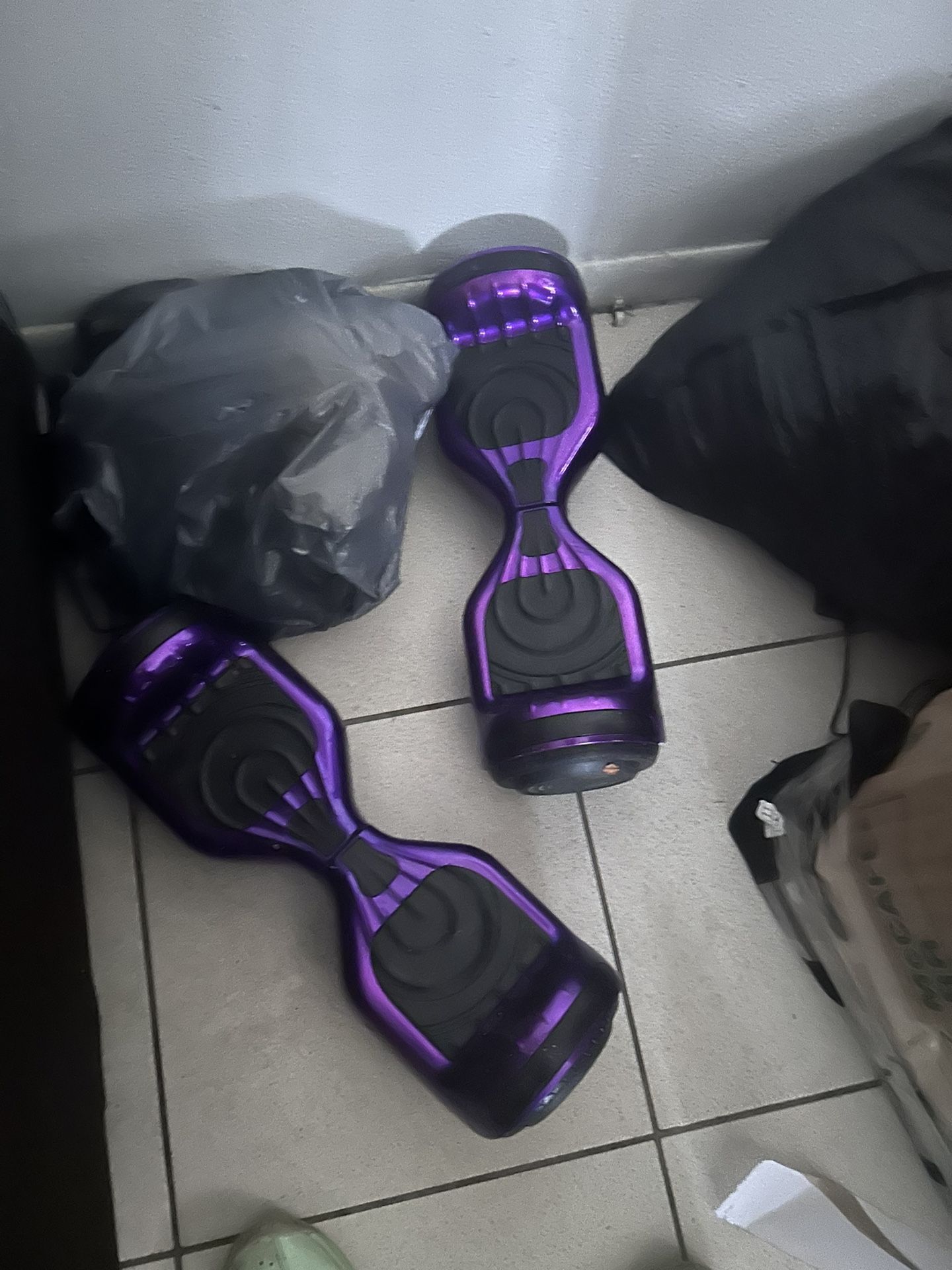 2 Hoverboards With Charger