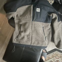 Under armor Fleece 
