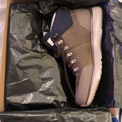 Men’s Ugg’s Waterproof Shoes