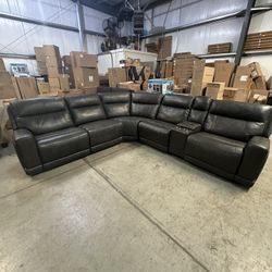 Lauretta 6pc Leather Power Reclining Sectional