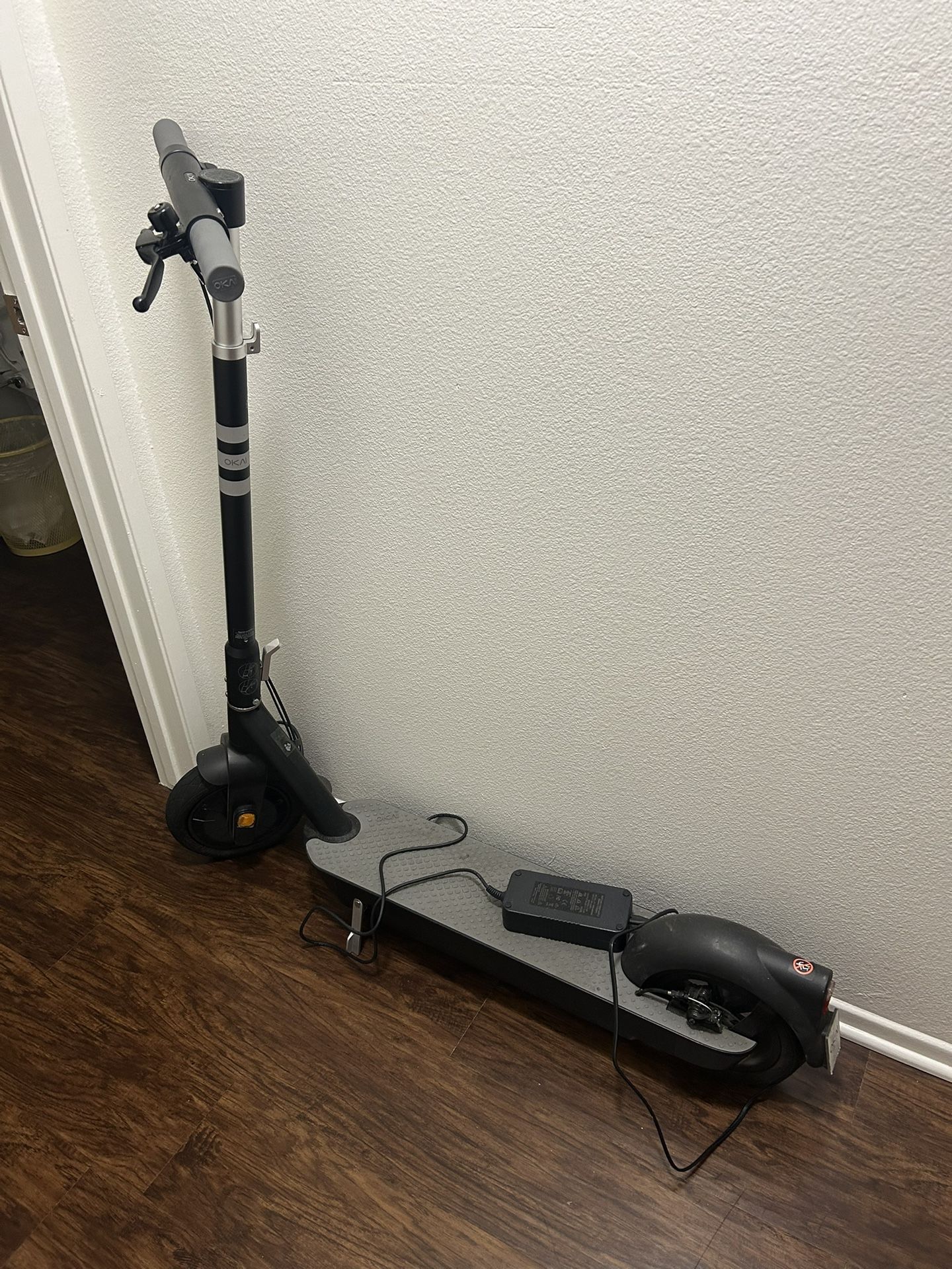 Okai Es30 Electric Scooter