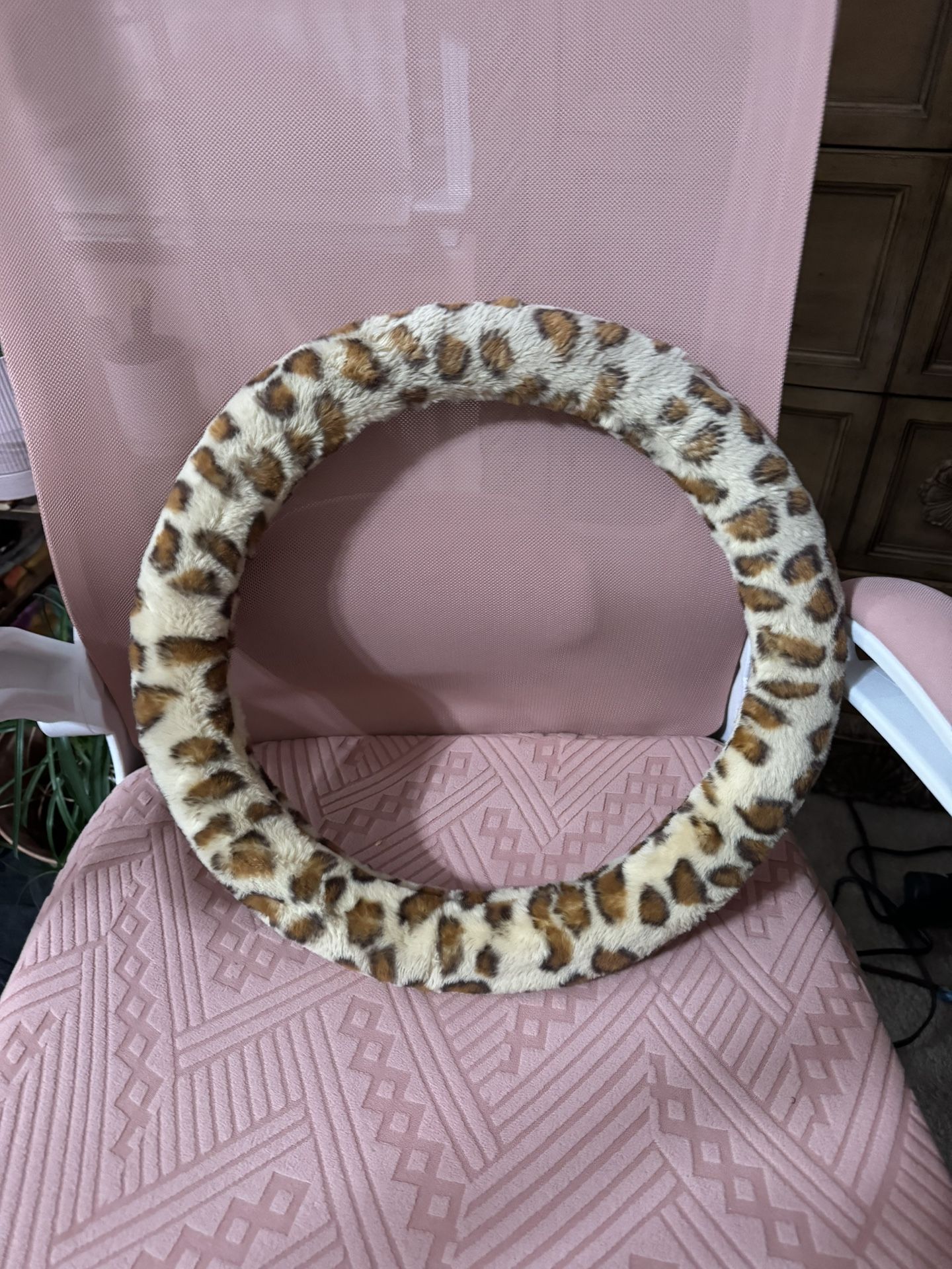 Leopard Print Steering Wheel Cover