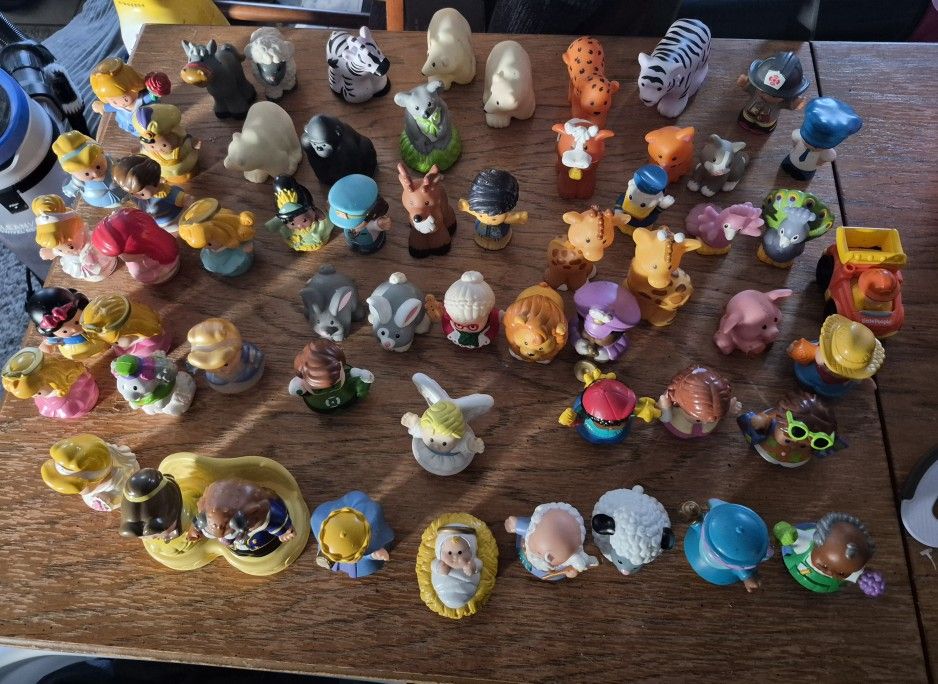 Lot Of "Little People" Figures