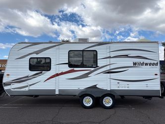 2013 Forest River Wildwood 22ft with slide