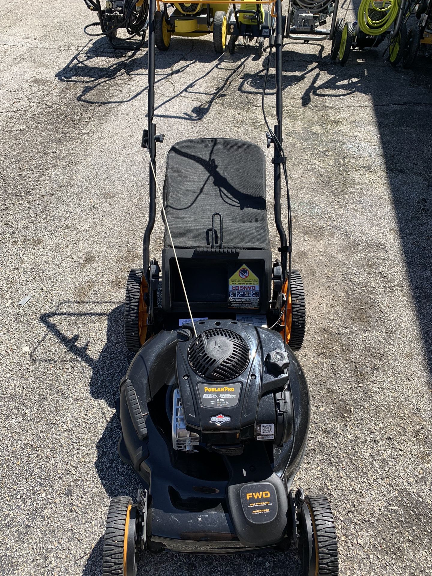 Poulan PRO 625Ex 22 in. 150 cc Briggs and Stratton Gas FWD Walk Behind 3-in 1 Self-Propelled Lawn Mower