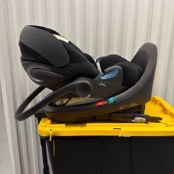 Cybex Cloud G Infant Car Seat w/ Load Leg in Excellent Condition